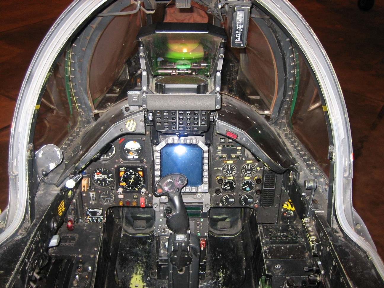 REAR COCKPIT